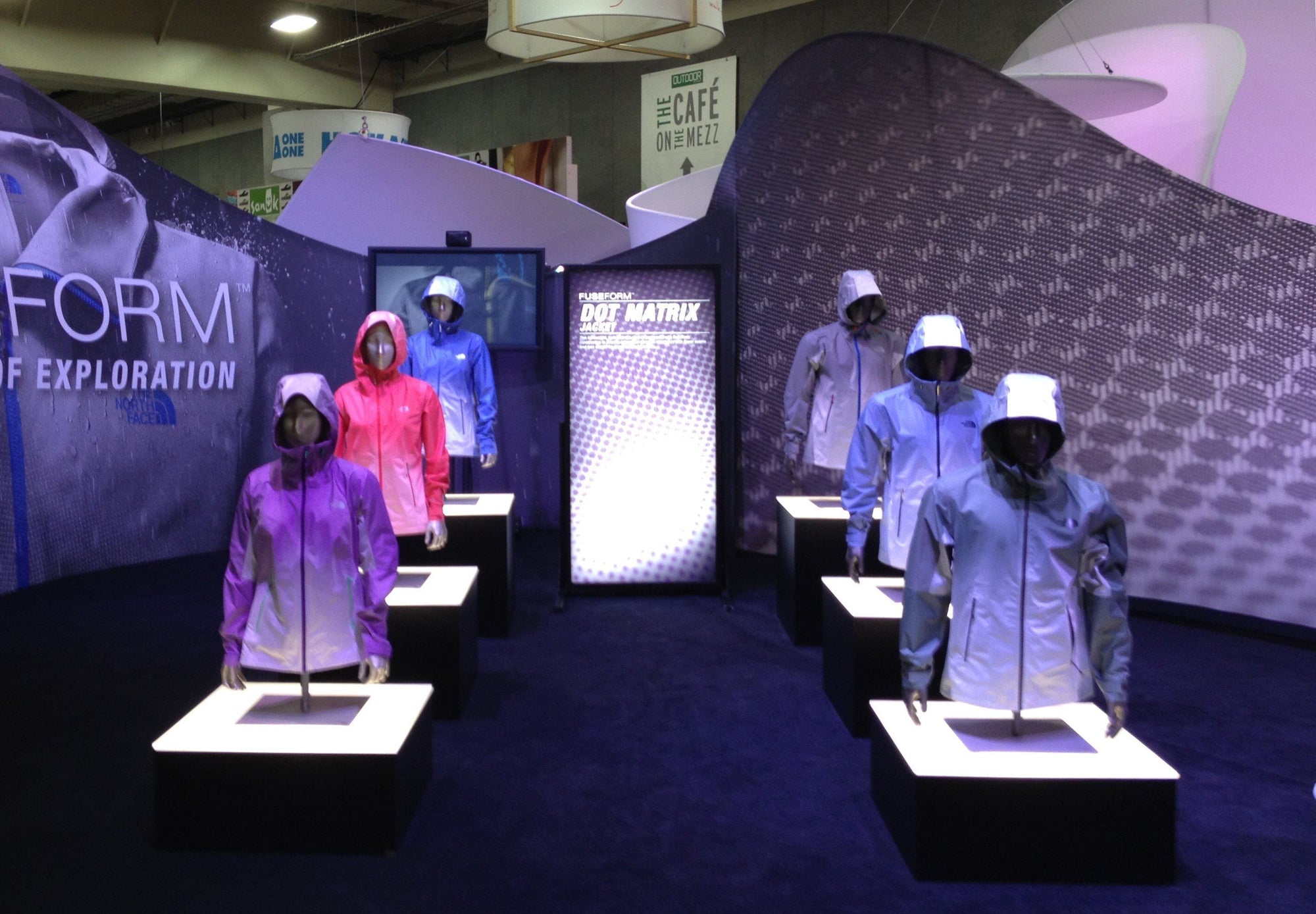 Step 3: Choosing the Right Size Display Pedestal