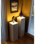 White Laminate Pedestal with Ambient Light – Pedestal Source
