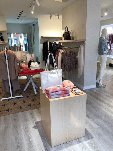 Maple Pedestal (real wood veneer) – Pedestal Source