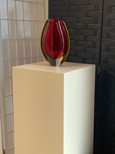 Almond Laminate Pedestal – Pedestal Source