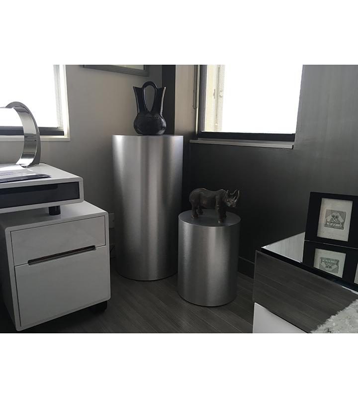 Brushed Aluminum Laminate Cylinder Pedestal – Pedestal Source