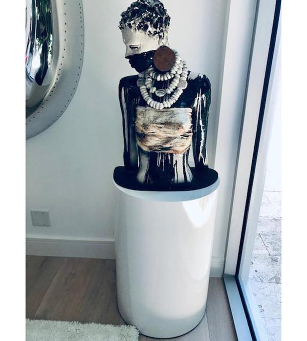 White Gloss Laminate Cylinder Pedestal with Ambient Light